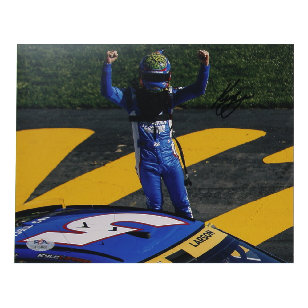 Kyle Larson Signed NASCAR 8x10 Photo (PSA) at PristineAuction.com