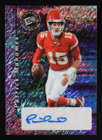Patrick Mahomes 2024 Leaf Press Pass Autographs Rainbow Shimmer #20APM2 #1/1 at PristineAuction.com