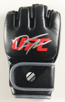 Dustin Poirier Signed UFC Glove (Beckett) at PristineAuction.com