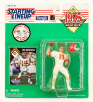 Joe Montana 1995 Starting Lineup Retirement Edition Figure with 1995 Kenner Starting Lineup Cards #22 at PristineAuction.com