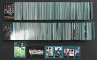 2001 Topps Baseball Complete Set of (790) Cards with Ichiro Suzuki #726 RC, Travis Hafner RC / Bucky Jacobsen / Eric Munson #371, Hugh Quattlebaum / Edwin Encarnacion #746 RC, New York Yankees Champs #406 at PristineAuction.com