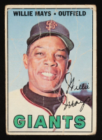 Willie Mays 1967 Topps #200 (UER) at PristineAuction.com