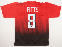 Kyle Pitts Signed Jersey (Beckett) at PristineAuction.com