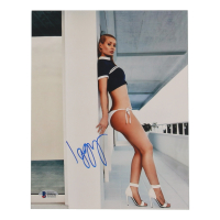 Iggy Azaela Signed 8x10 Photo (Beckett) at PristineAuction.com
