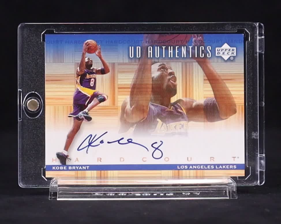 Kobe Bryant 2000-01 Upper Deck Hardcourt UD Authentics #KB at PristineAuction.com