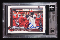 Elly De La Cruz Signed 2025 Topps #99 Cincinnati Reds (BGS) at PristineAuction.com