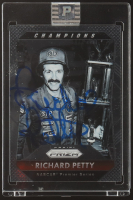 Richard Petty Signed 2016 Panini Prizm #72 at PristineAuction.com
