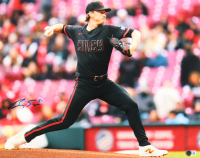 Brady Singer Signed Reds 16x20 Photo (Beckett) at PristineAuction.com