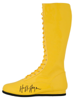 Hulk Hogan Signed Wrestling Boot (Schwartz Sports) at PristineAuction.com