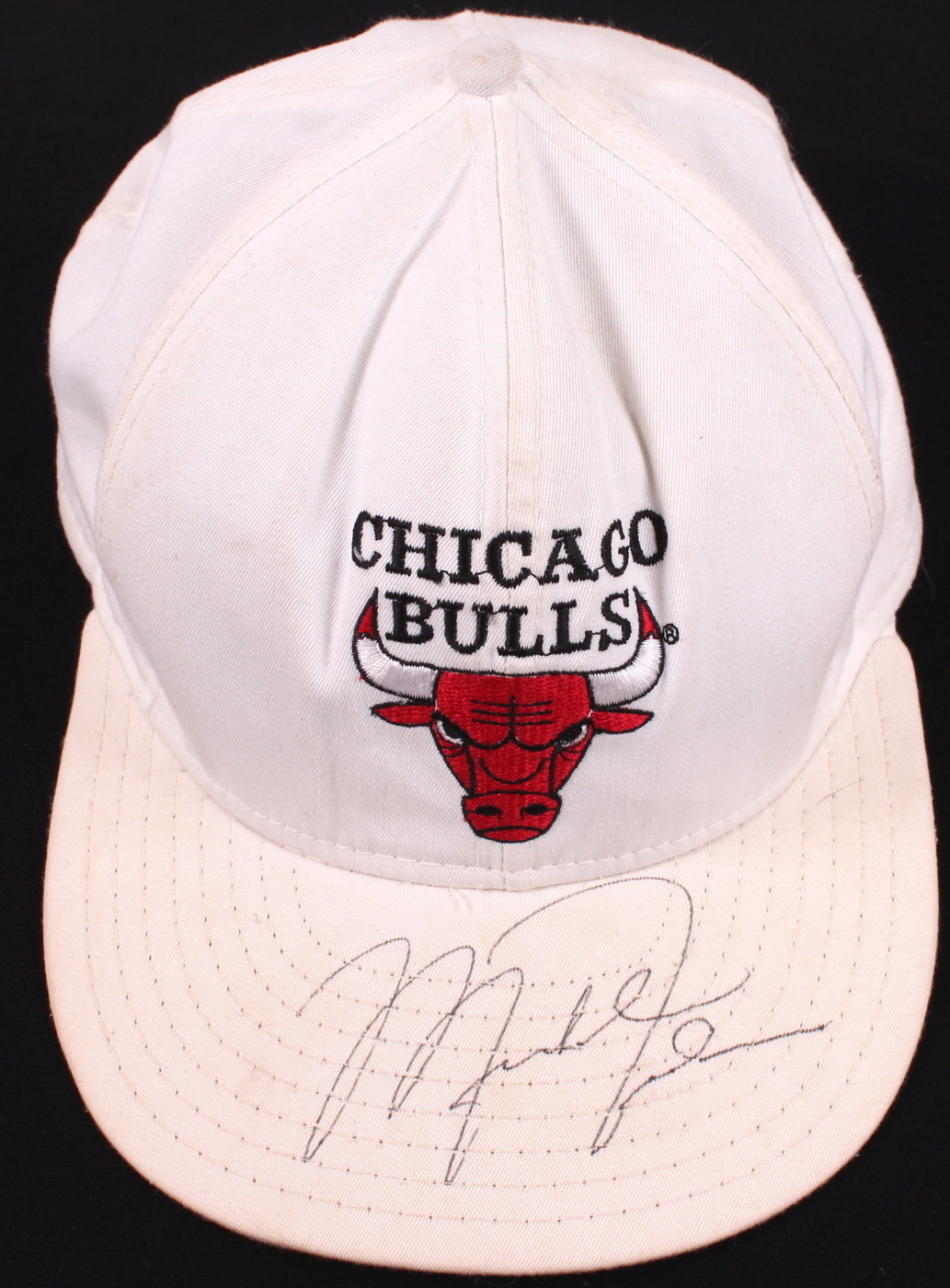 Michael Jordan Signed Chicago Bulls Vintage Hat (JSA ALOA) at PristineAuction.com Michael Jordan Signed Chicago Bulls Vintage Hat (JSA ALOA) at PristineAuction.com