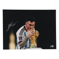Lionel Messi Signed Argentina 12x16 Photo (Beckett) at PristineAuction.com