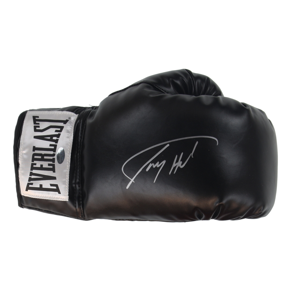 Larry Holmes Signed Everlast Boxing Glove (Schwartz) at PristineAuction.com
