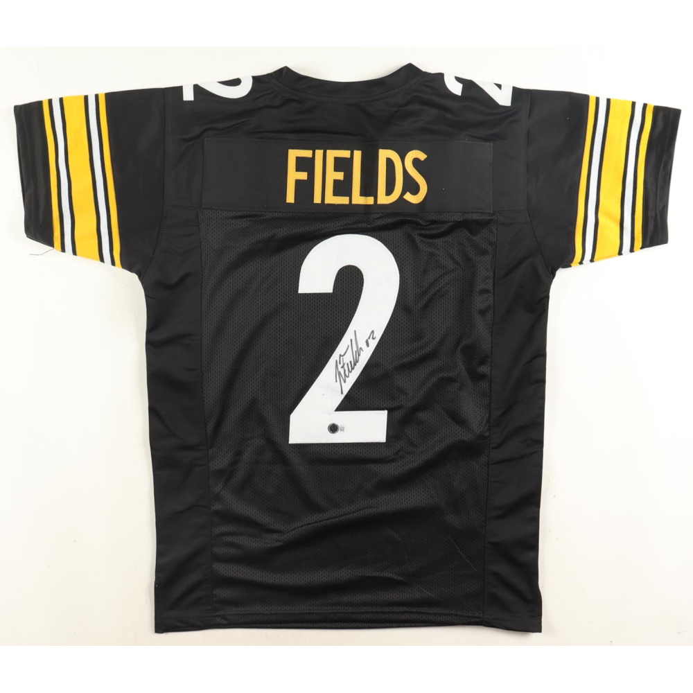 Justin Fields Signed Jersey (Beckett) at PristineAuction.com