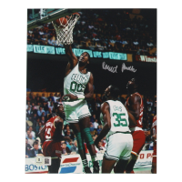Robert Parish Signed Celtics 8x10 Photo (Beckett) at PristineAuction.com