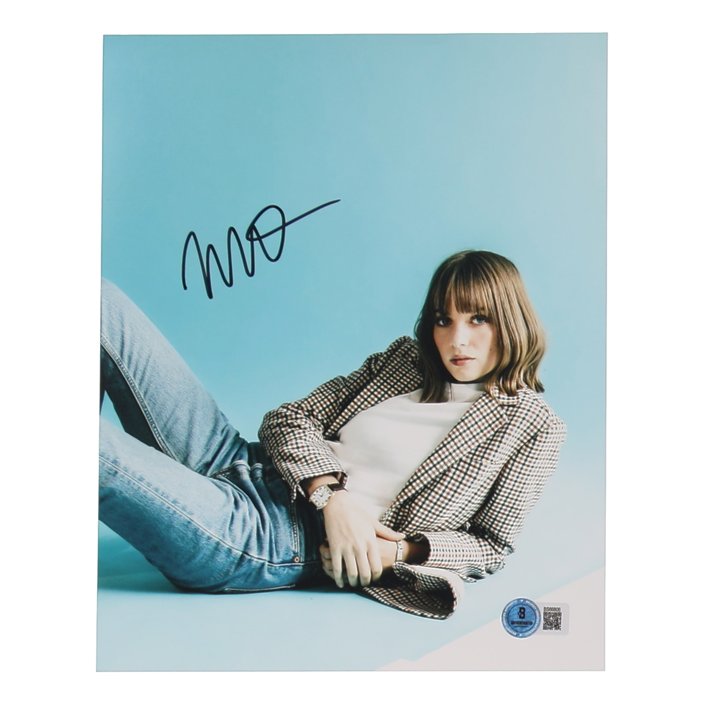 Maya Hawke Signed 8x10 Photo (ACOA) | Pristine Auction