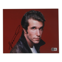 Henry Winkler Signed 8x10 Photo (Beckett) at PristineAuction.com