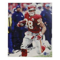 Tony Gonzalez Signed Chiefs 8x10 Photo (Beckett) at PristineAuction.com