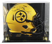 Jerome Bettis Signed Steelers Full-Size Rave Alternate Speed Helmet with Display Case (Beckett) at PristineAuction.com