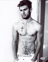Alex Pettyfer Signed 11x14 Photo (PSA) at PristineAuction.com