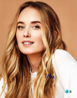 Megan Park Signed 11x14 Photo (Beckett) at PristineAuction.com