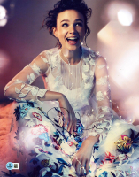 Carey Mulligan Signed 11x14 Photo (Beckett) at PristineAuction.com