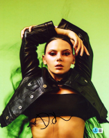 Dafne Keen Signed 11x14 Photo (Beckett) at PristineAuction.com