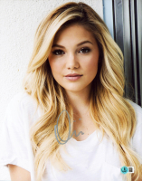 Olivia Holt Signed 11x14 Photo (Beckett) at PristineAuction.com