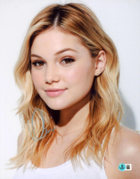 Olivia Holt Signed 11x14 Photo (Beckett) at PristineAuction.com