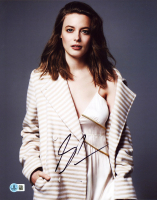 Gillian Jacobs Signed 11x14 Photo (Beckett) at PristineAuction.com