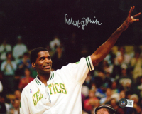 Robert Parish Signed Celtics 8x10 Photo (Beckett) at PristineAuction.com