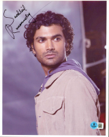 Sendhil Ramamurthy Signed "Heroes" 8.5x11 Photo (Beckett) at PristineAuction.com