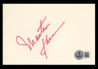 Martin Sheen Signed 4x6 Index Card (Beckett) at PristineAuction.com