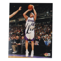 Mike Bibby Signed Kings 8x10 Photo (Beckett) at PristineAuction.com