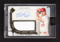 Mike Trout 2024 Topps Transcendent Transcendent Collection Autograph Relics #TCARMT #10/25 at PristineAuction.com