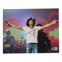 Tim McGraw Signed 8x10 Photo (Beckett) at PristineAuction.com