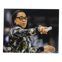 Dawn Staley Signed South Carolina Gamecocks 8x10 Photo (Beckett) at PristineAuction.com