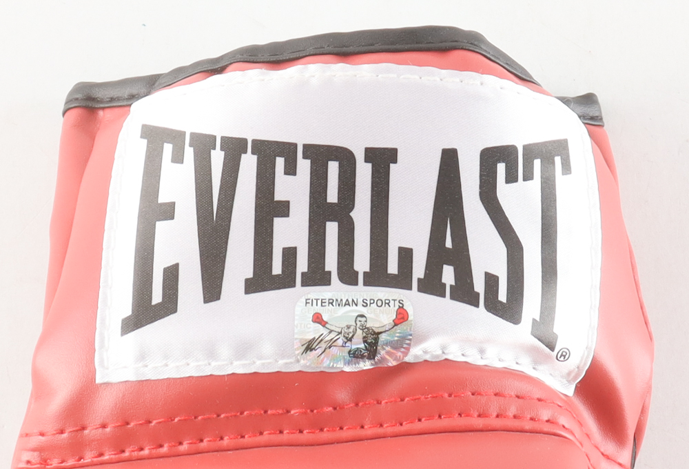 Mike Tyson Signed Everlast Boxing Glove (Tyson) at PristineAuction.com Mike Tyson Signed Everlast Boxing Glove (Tyson) at PristineAuction.com