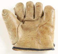 1935 Model 2895 Vintage Baseball Glove at PristineAuction.com