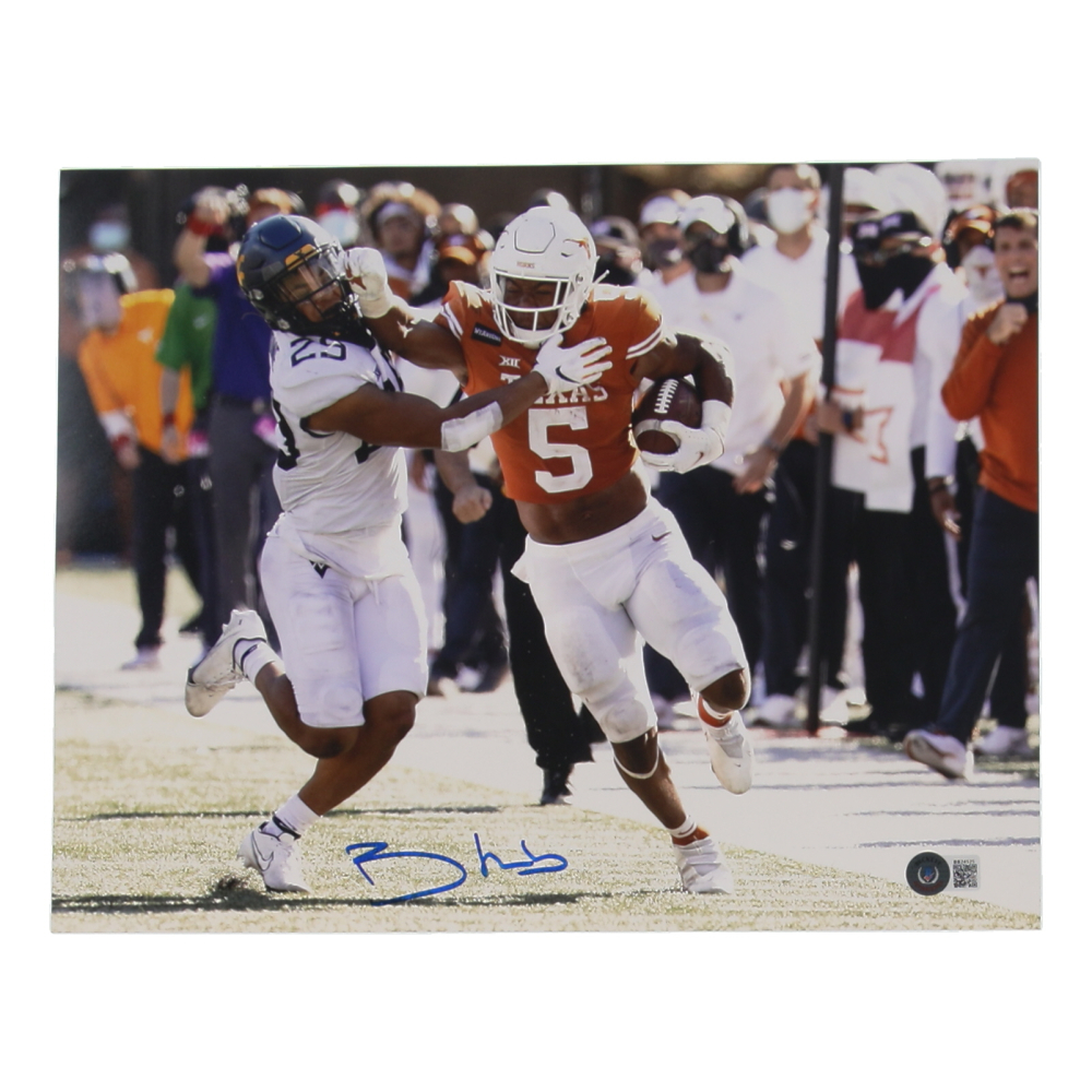 Bijan Robinson Signed Texas Longhorns 11x14 Photo (Beckett) at PristineAuction.com