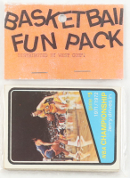 1972 Topps Basketball Card Fun Pack with (10) Cards at PristineAuction.com