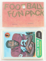 1968 Topps Football Card Fun Pack with (10) Cards at PristineAuction.com