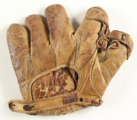 1935 Snap Back Vintage Baseball Glove at PristineAuction.com