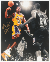 Magic Johnson Signed Lakers 16x20 Photo (Beckett) at PristineAuction.com