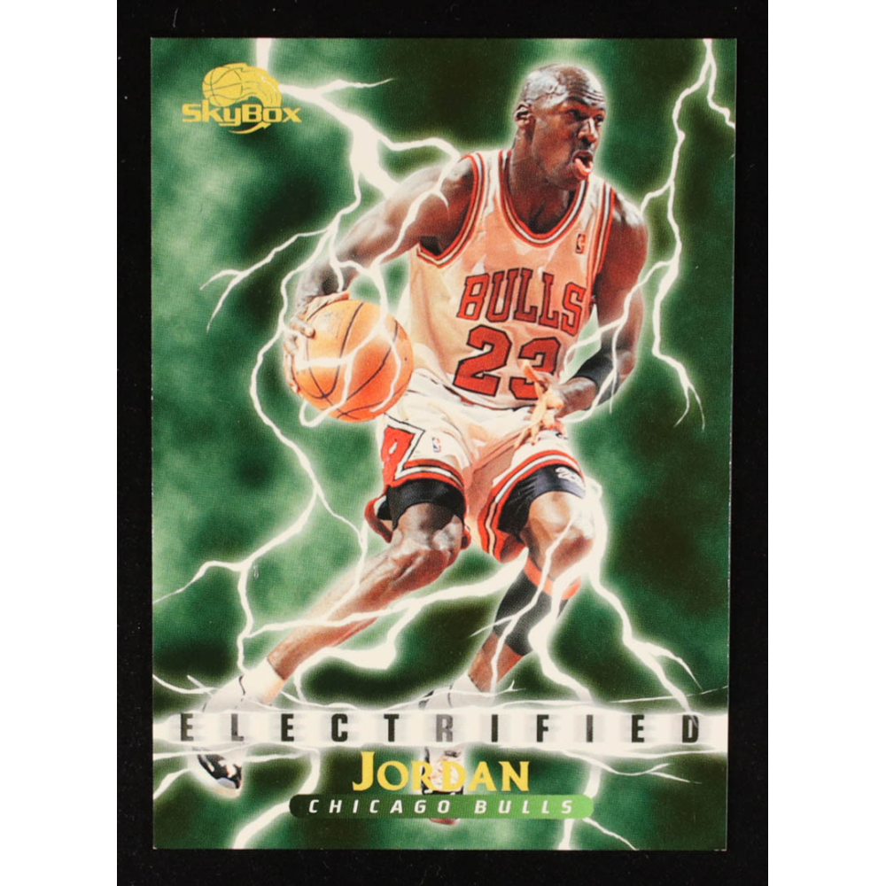 Michael Jordan 1995-96 SkyBox Premium #278 Electrified at PristineAuction.com