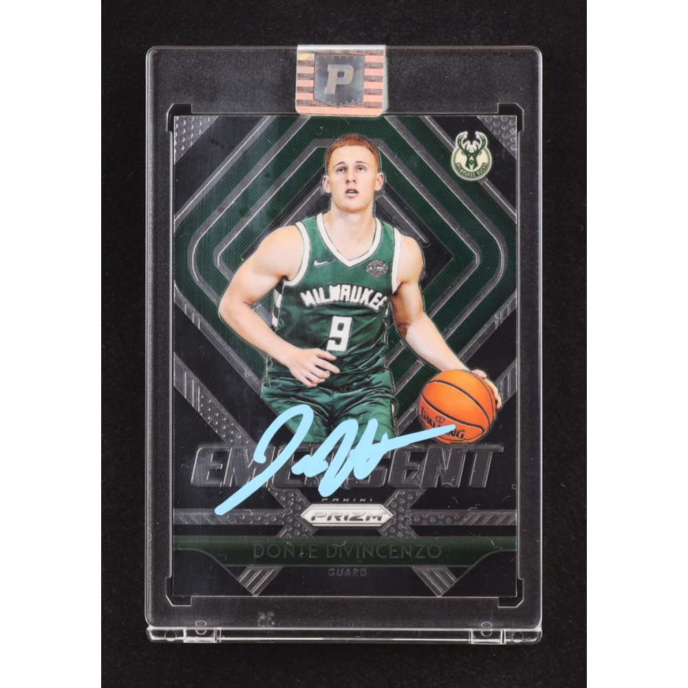 Donte DiVincenzo Signed 2018-19 Panini Prizm Emergent #17 RC (PA) at PristineAuction.com