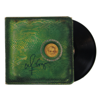 Alice Cooper Signed "Billion Dollar Babies" Vinyl Record Album (Beckett) at PristineAuction.com