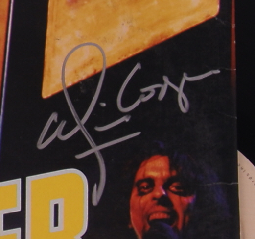 Alice Cooper Signed "The Alice Cooper Show" Vinyl Record Album (Beckett) at PristineAuction.com Alice Cooper Signed "The Alice Cooper Show" Vinyl Record Album (Beckett) at PristineAuction.com