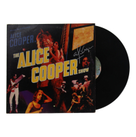 Alice Cooper Signed "The Alice Cooper Show" Vinyl Record Album (Beckett) at PristineAuction.com