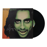 Alice Cooper Signed "Alice Cooper Goes to Hell" Vinyl Record Album (Beckett) at PristineAuction.com