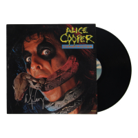 Alice Cooper Signed "Constrictor" Vinyl Record Album (Beckett) at PristineAuction.com